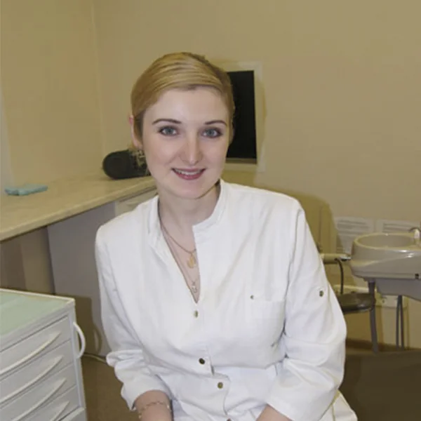 ШЕДЯКОВА НАТАЛЬЯ ВАЛЕРЬЕВНА - врач стоматолог, терапевт